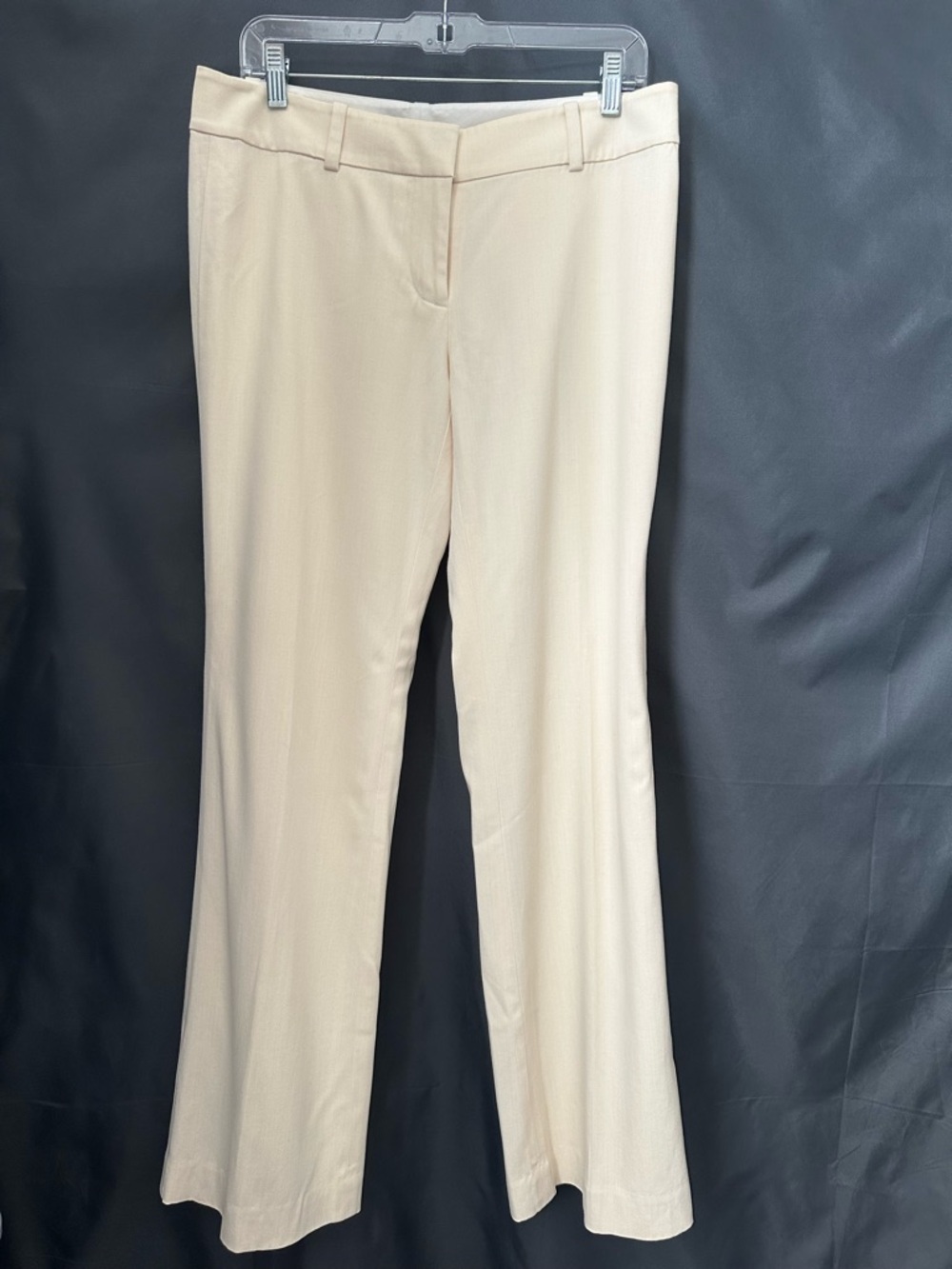 ANN TAYLOR Cream Dress Pants Women’s Size 8 Straight Leg Stretch Career Trousers